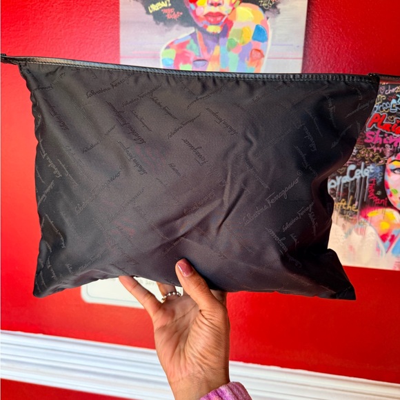 Salvatore Ferragamo Black Wristlet Clutch - Picture 2 of 6